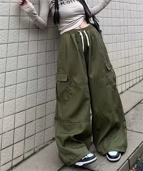 Dream garden(ドリームガーデン)の「レディース メンズライクルーズカーゴパンツ(カーゴパンツ・レディース・ピンク/ボルドー/ブルー/ブラック/カーキ・M/S/XL/L)」の17枚目の写真