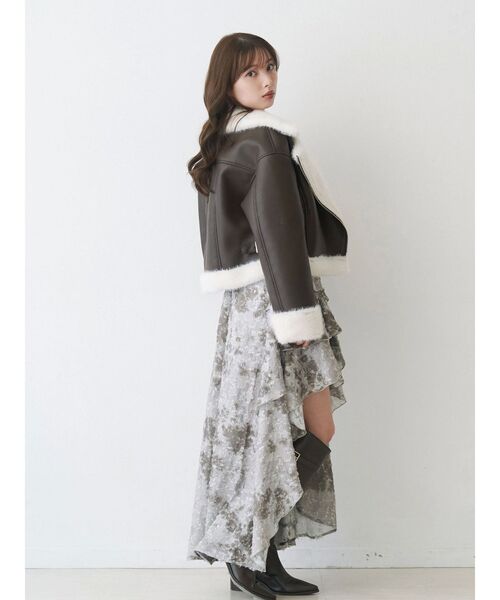 MERCURYDUO（マーキュリーデュオ）の「フェイクレザームートンボンバージャケット（その他アウター・レディース・ブラック/ブラウン・SMALL/MEDIUM）」の7枚目の写真