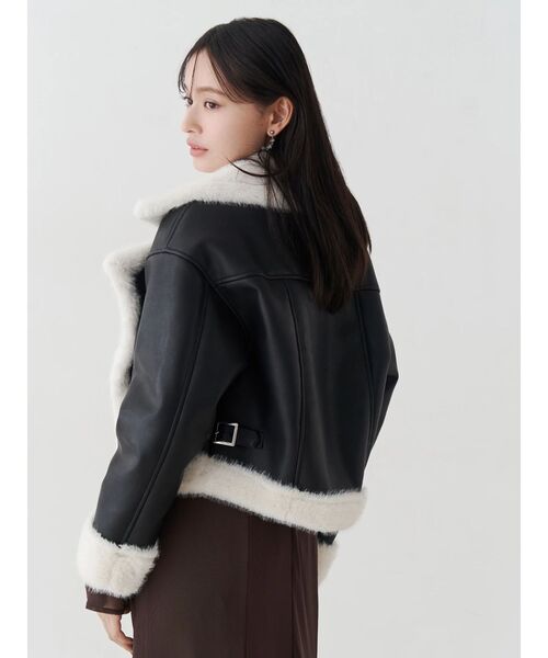 MERCURYDUO（マーキュリーデュオ）の「フェイクレザームートンボンバージャケット（その他アウター・レディース・ブラック/ブラウン・SMALL/MEDIUM）」の13枚目の写真
