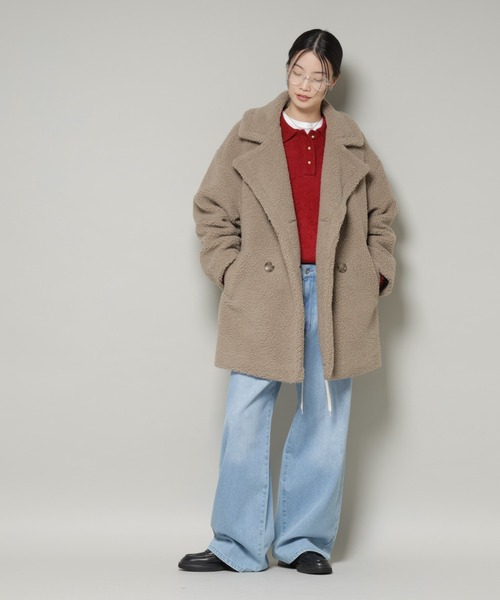 NANO universe(ナノユニバース)の「ボアワイドダブルボタンコート(チェスターコート・レディース・ライトベージュ/チャコール/モカ・FREE)」の10枚目の写真