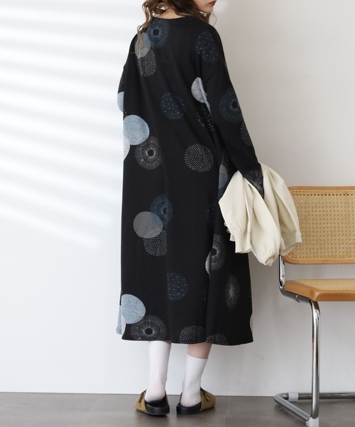 BARNDOOR(バーンドア)の「ニットソー ワンピース 長袖 26AW(ワンピース・レディース・ナチュラル/ベージュ系1/ブルー系1/イエロー系1/ブラック系1/グレー系1・FREE)」の10枚目の写真