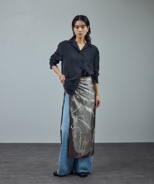 SALON adam et rope'（サロン アダム エ ロペ）の「スケッチプリントシルクスカーフ（バンダナ/スカーフ・レディース・ピンク/ダークブラウン・FREE）」の4枚目の写真