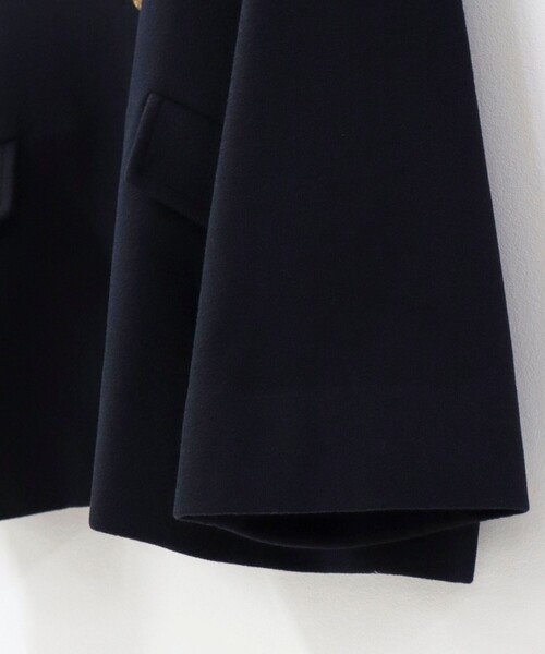 Traditional Weatherwear(トラディショナルウェザーウェア)の「【Traditional WeatherWear】LINTON SHORT コート(ダッフルコート・レディース・ネイビー/ブラック・34/32)」の19枚目の写真