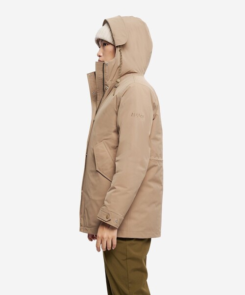 AIGLE フード付きベージュダウンジャケット エーグル AIGLE 防水インサレーションフーデッドジャケット （ベージュ