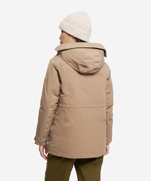 AIGLE フード付きベージュダウンジャケット エーグル AIGLE 防水インサレーションフーデッドジャケット （ベージュ