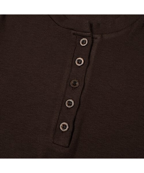 MOAA（モア）の「ヘンリーネックサイドシェアリングロングスリーブ（ブラウン）（Tシャツ/カットソー・レディース・その他・SMALL/MEDIUM）」の4枚目の写真