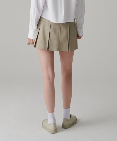 MUSINSA STANDARD WOMAN（ムシンサスタンダードウーマン）の「ウィメンズコットンプリーツミニスカート[ベージュ]（スカート・レディース・その他・SMALL/MEDIUM/LARGE/X-SMALL）」の3枚目の写真