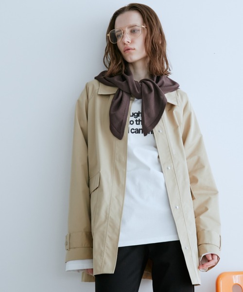 Auntie Rosa Holiday（アンティローザホリデー）の「ステンカラーミドルコート（ステンカラーコート・レディース・ベージュ/ブラック・FREE）」の5枚目の写真