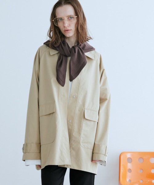 Auntie Rosa Holiday（アンティローザホリデー）の「ステンカラーミドルコート（ステンカラーコート・レディース・ベージュ/ブラック・FREE）」の6枚目の写真