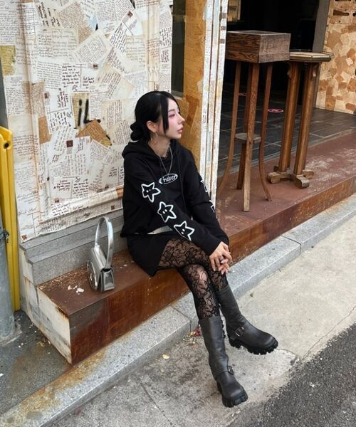 GRAVER（グレーバー）の「[UNISEX]STARサークルロゴフードパーカー_ブラック（パーカー・レディース・ブラック・SMALL/MEDIUM/LARGE）」の5枚目の写真