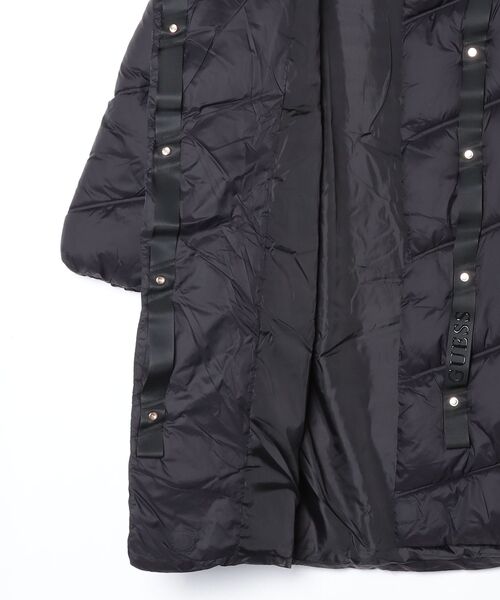 Guess(ゲス)の「SAMANTA Soft Puffa ジャケット アウター(その他アウター・レディース・ブラック・X-SMALL/LARGE/MEDIUM/SMALL)」の4枚目の写真