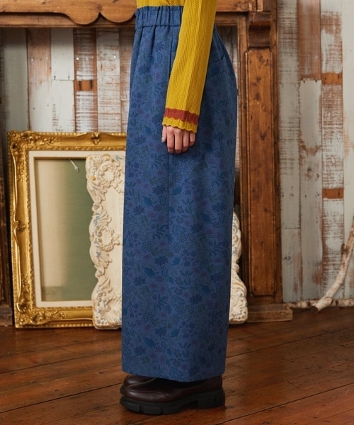 Jocomomola(ホコモモラ)の「Calle de Bordadores フラワープリントワイドパンツ(その他パンツ・レディース・ベージュ/ブルー・40)」の9枚目の写真