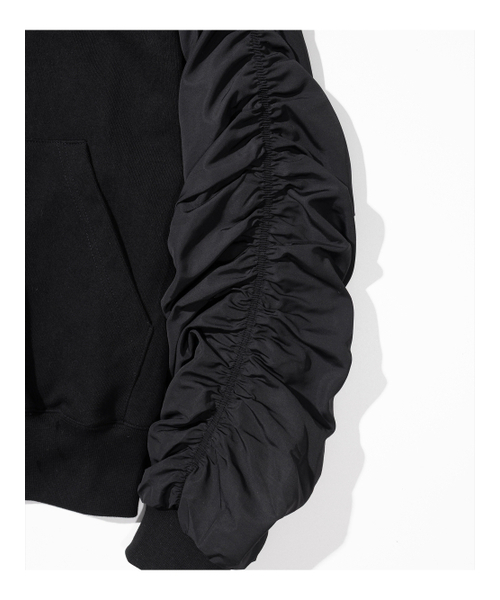 MASSNOUN(マスノウン)の「BELINE PUCKERING HOODIE MFHHD006-BK(パーカー・レディース・その他・LARGE/MEDIUM)」の4枚目の写真