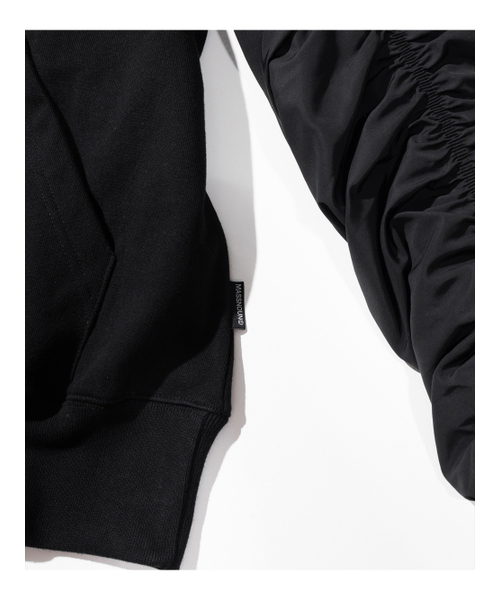 MASSNOUN(マスノウン)の「BELINE PUCKERING HOODIE MFHHD006-BK(パーカー・レディース・その他・LARGE/MEDIUM)」の5枚目の写真