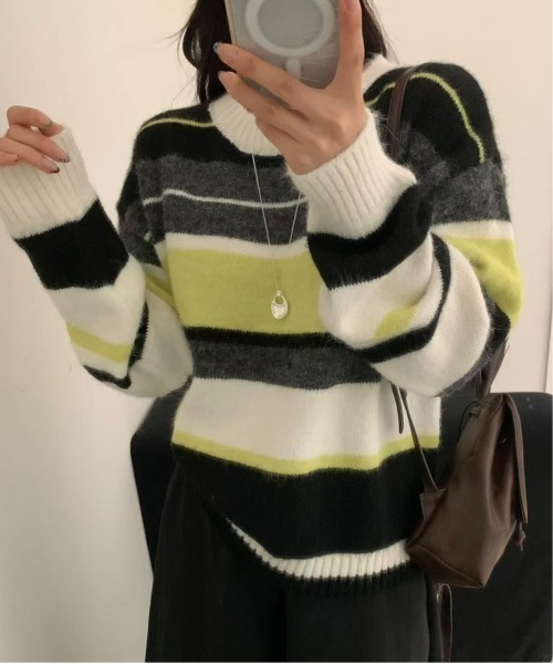 FINEnough(ファインナフ)の「カラフルボーダークルーネックニットトップス(ニット/セーター・レディース・ピンク/イエロー/グリーン・FREE)」の4枚目の写真