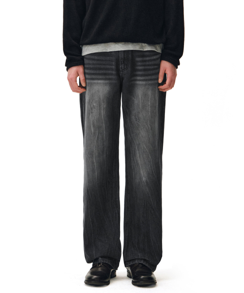 DECET（デケト）の「Dawn Semi Wide Jeans DCPT002CRBlack2（デニムパンツ・レディース・その他・26/28/30/32/34）」の5枚目の写真