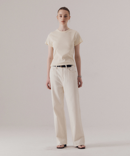SILN(シルン)の「Natural texture straight denim (CREAM)(デニムパンツ・レディース・その他・SMALL/MEDIUM)」の1枚目の写真
