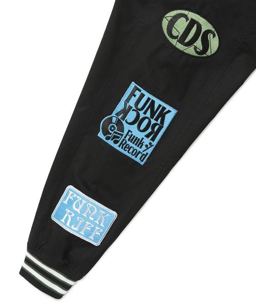 Cavish(カビシ)の「FUNKY TOWN BOMBER JACKET BLACK(CV2DSUJ240A)(スタジャン・メンズ・ブラック・LARGE/MEDIUM)」の7枚目の写真