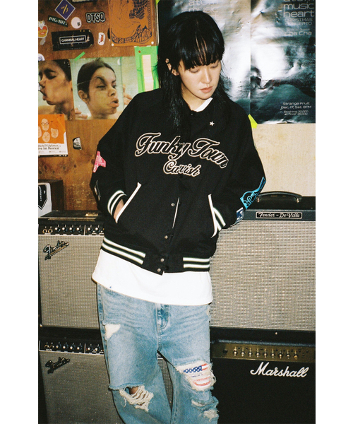 Cavish(カビシ)の「FUNKY TOWN BOMBER JACKET BLACK(CV2DSUJ240A)(スタジャン・メンズ・ブラック・LARGE/MEDIUM)」の10枚目の写真