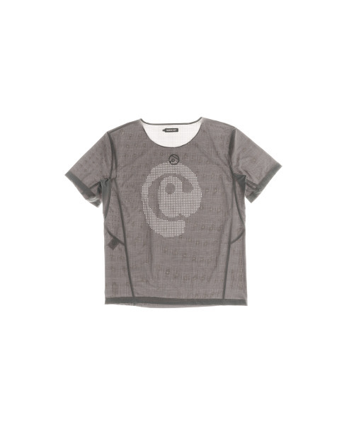 THEWARLD(ザワールド)の「LASER BACK HOLE RUNNING TEE LIGHT GRAY(Tシャツ/カットソー・レディース・その他・1/4/3)」の3枚目の写真