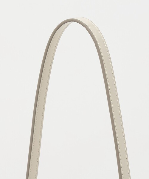 UNITED ARROWS（ユナイテッドアローズ）の「フラップ コンパートメント ショルダーバッグ（ショルダーバッグ・レディース・オフホワイト/ブラック・FREE）」の20枚目の写真