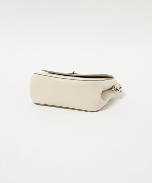 UNITED ARROWS（ユナイテッドアローズ）の「フラップ コンパートメント ショルダーバッグ（ショルダーバッグ・レディース・オフホワイト/ブラック・FREE）」の21枚目の写真