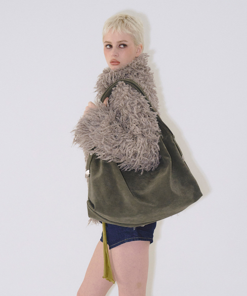 CACTUS HOBO BAG [Suede Olive]