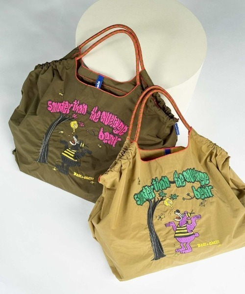 PICCIN（ピッチン）の「[Ball&Chain]shopping bag-Ryu Ambe HONY&BEAR(L)（エコバッグ/サブバッグ・レディース・ベージュ/カーキ・L）」の3枚目の写真
