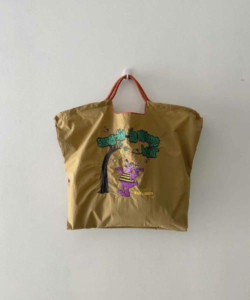 PICCIN（ピッチン）の「[Ball&Chain]shopping bag-Ryu Ambe HONY&BEAR(L)（エコバッグ/サブバッグ・レディース・ベージュ/カーキ・L）」の6枚目の写真