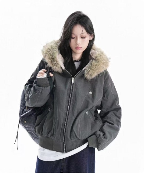 セール】フェイクファーフード 着脱可能 ボンバージャケット（ブルゾン