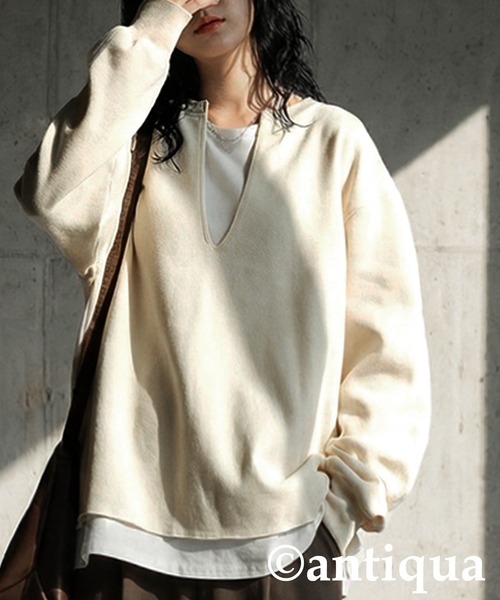 antiqua(アンティカ)の「裏起毛 スキッパー プルオーバー(Tシャツ/カットソー・レディース・ブラック/グレー系その他/杢グレー/アイボリー・ONESIZE)」の2枚目の写真