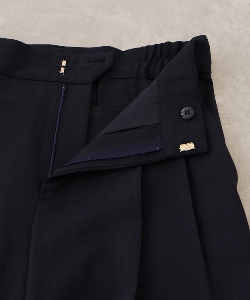 VIS（ビス）の「【美easy】コンフォート金ボタンストレートワイドパンツ/イージーケア・UVケア・セットアップ対応（その他パンツ・レディース・ライトグリーン/ネイビー/ベージュ/グレー・L/M/S/SS）」の16枚目の写真