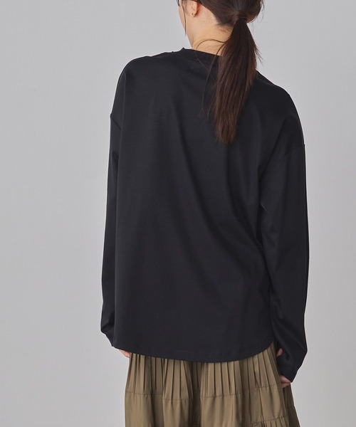 hunch(ハンチ)の「シリコンプリント ロゴ長袖Tシャツ(Tシャツ/カットソー・レディース・ブラック/アイボリー/オフホワイト・FREE)」の10枚目の写真