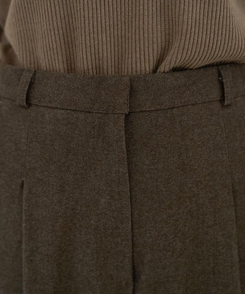 STYLE DELI(スタイルデリ)の「上部留めタックワイドパンツ(その他パンツ・レディース・ダークブラウン・MEDIUM/SMALL/LARGE)」の8枚目の写真