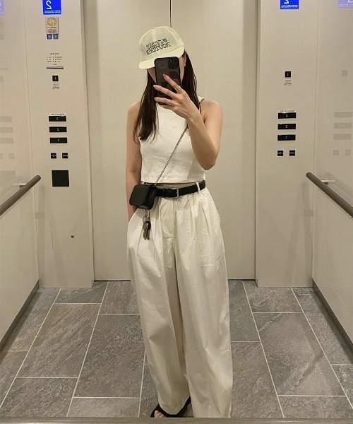 ISOOK（アイスー）の「ロゴフラットキャップ(kiharu select) / フラットキャップ 刺繍キャップ ベースボールキャップ ロゴキャップ ホワイト 白（キャップ・レディース・クリーム・FREE）」の4枚目の写真