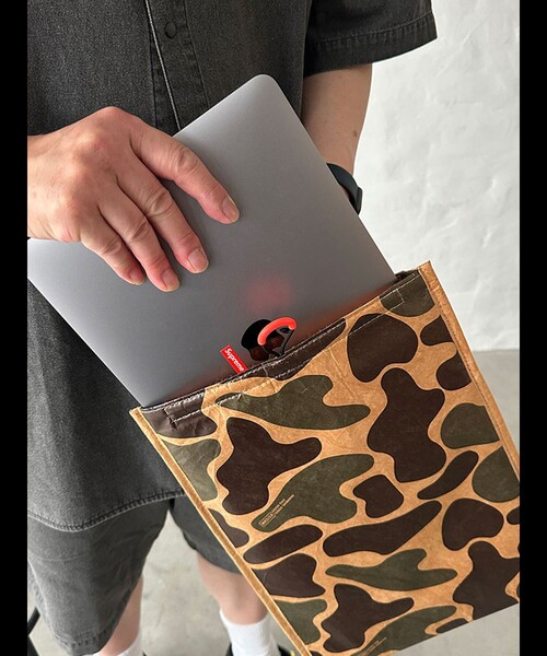 WEEKEND(ER)(ウィークエンダー)の「【WEEKEND(ER)/ウィークエンダー】TYPC CASE26SS/ティーワイピーシーケース26エスエス/ユニセックス/【WEB限定】(バックパック/リュック・メンズ・ベージュ/グレー・フリー)」の8枚目の写真