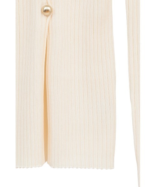 CLANE(クラネ)の「W FACE GOLD BUTTON KNIT TOPS(ニット/セーター・レディース・ブラック/アイボリー/ベージュ・1/2)」の22枚目の写真