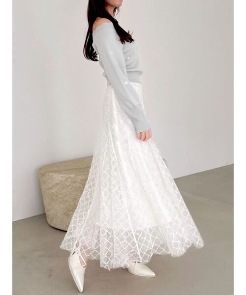 dazzlin(ダズリン)の「オフショルスカラップハートニット(ニット/セーター・レディース・ピンク/レッド/ネイビー/ミント/オフホワイト・FREE)」の8枚目の写真