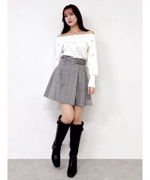 dazzlin(ダズリン)の「オフショルスカラップハートニット(ニット/セーター・レディース・ピンク/レッド/ネイビー/ミント/オフホワイト・FREE)」の14枚目の写真