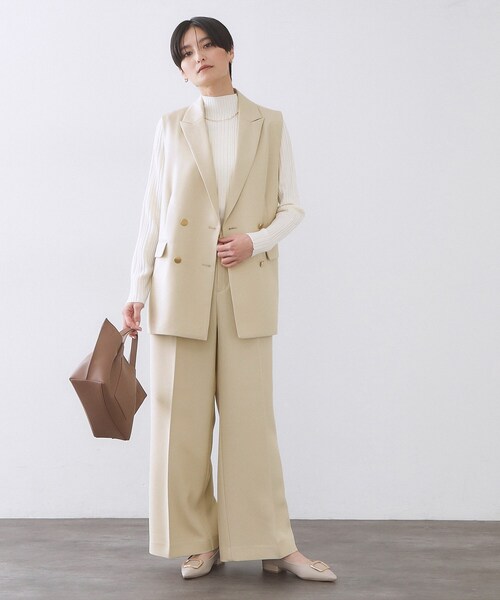 OPAQUE.CLIP（オペークドットクリップ）の「金ボタンダブルブレストテーラードジレ/セットアップ対応【洗える】《S～LL》（ベスト・レディース・ネイビー/ライトベージュ・40/38/36/42）」の17枚目の写真