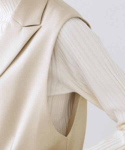 OPAQUE.CLIP（オペークドットクリップ）の「金ボタンダブルブレストテーラードジレ/セットアップ対応【洗える】《S～LL》（ベスト・レディース・ネイビー/ライトベージュ・40/38/36/42）」の5枚目の写真