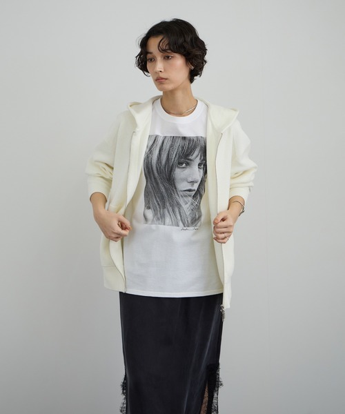 SALON adam et rope'(サロン アダム エ ロペ)の「クレープスウェットライクジップパーカー(パーカー・レディース・グリーン系その他/オフホワイト/チャコールグレー・FREE)」の10枚目の写真