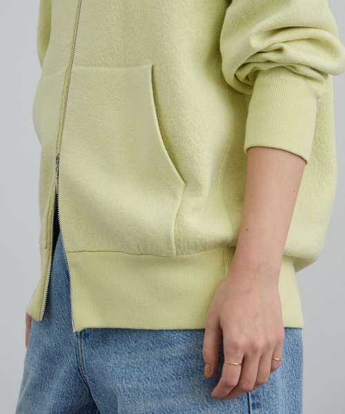 SALON adam et rope'(サロン アダム エ ロペ)の「クレープスウェットライクジップパーカー(パーカー・レディース・グリーン系その他/オフホワイト/チャコールグレー・FREE)」の15枚目の写真