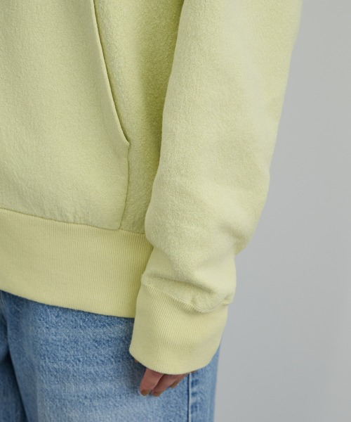 SALON adam et rope'(サロン アダム エ ロペ)の「クレープスウェットライクジップパーカー(パーカー・レディース・グリーン系その他/オフホワイト/チャコールグレー・FREE)」の20枚目の写真