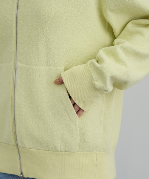 SALON adam et rope'(サロン アダム エ ロペ)の「クレープスウェットライクジップパーカー(パーカー・レディース・グリーン系その他/オフホワイト/チャコールグレー・FREE)」の21枚目の写真