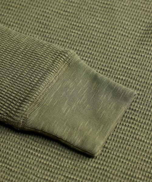 RRL(ダブル アール エル)の「ガーメントダイド ワッフルニット ヘンリーネック シャツ(Tシャツ/カットソー・メンズ・グリーン・L/XXL/XS/XL/S/M)」の7枚目の写真