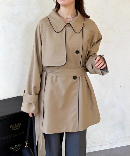 Thevon（ゼボン）の「パイピングミドルトレンチコート（トレンチコート・レディース・ベージュ/ネイビー・FREE）」の17枚目の写真