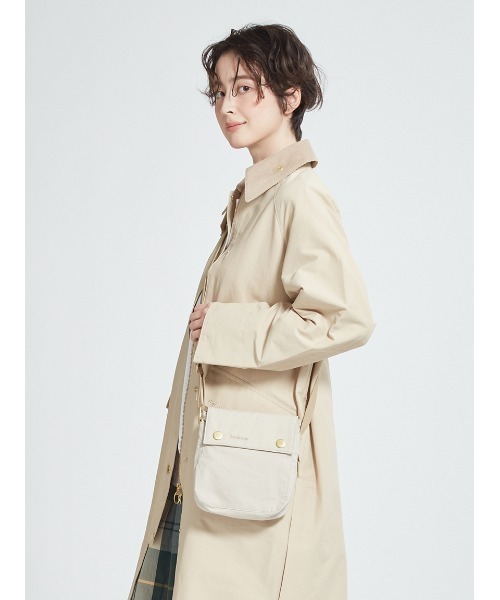 Barbour（バブアー）の「【TRANSPORT / トランスポート】 クロスボディバッグ（ショルダーバッグ・メンズ・ライトベージュ/グリーン/ネイビー・ONE SIZE）」の12枚目の写真