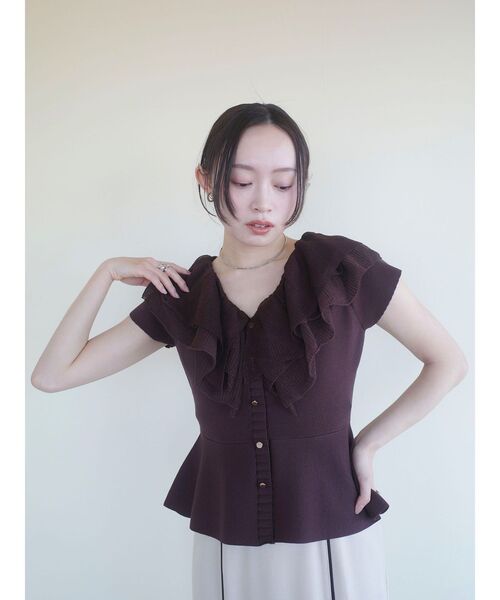 LAGUNAMOON(ラグナムーン)の「メッシュフリルペプラムニットプルオーバー 【夏服】【半袖】【シアートップス】(ニット/セーター・レディース・ブラウン/ホワイト/ブルー・FREE)」の6枚目の写真