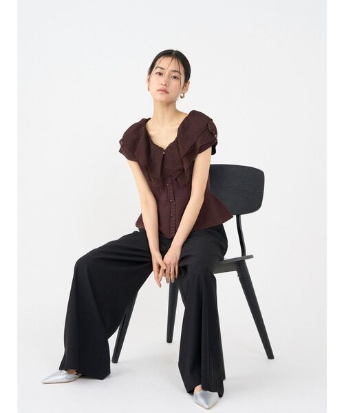 LAGUNAMOON（ラグナムーン）の「メッシュフリルペプラムニットプルオーバー（ニット/セーター・レディース・ブラウン/ホワイト/ブルー・FREE）」の4枚目の写真